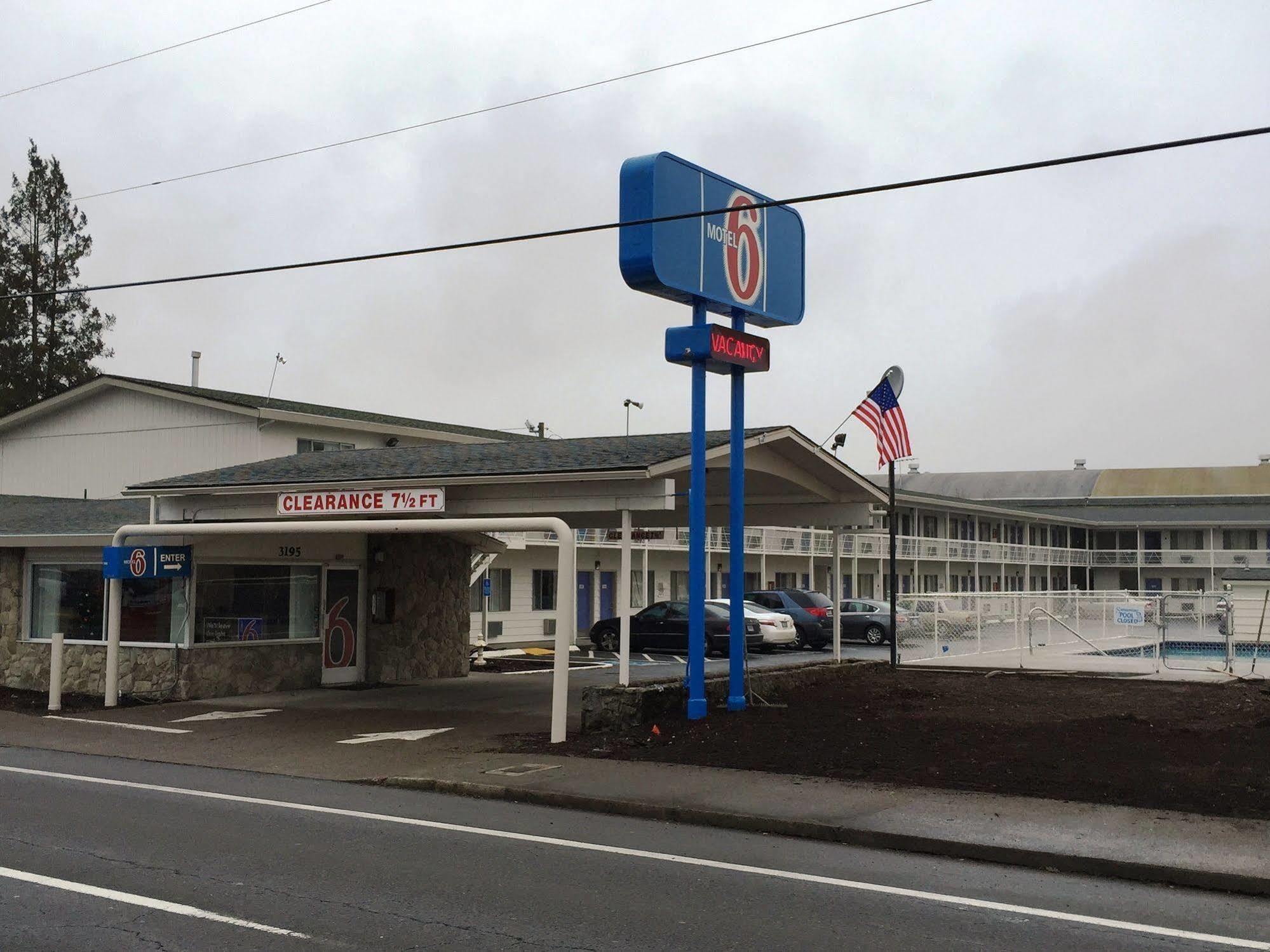 Motel 6-Salem, OR - Expo Center Exterior foto